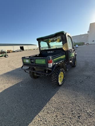 Image of John Deere XUV 835R equipment image 2