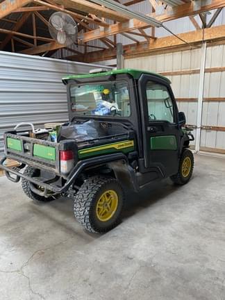 Image of John Deere XUV 835R equipment image 2