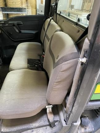 Image of John Deere XUV 835R equipment image 3