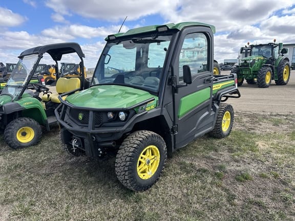 2023 John Deere XUV 835R Equipment Image0