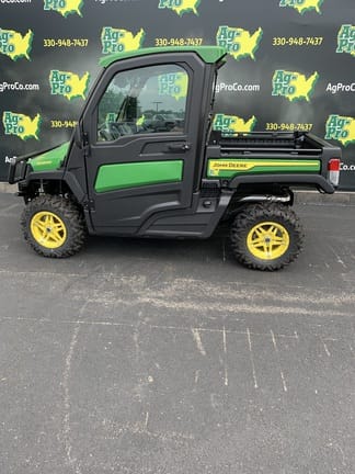Main image John Deere XUV 835R