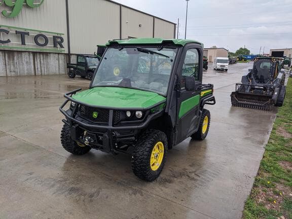 Image of John Deere XUV 835R Primary image