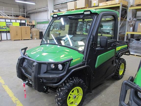 Image of John Deere XUV 835R Primary image