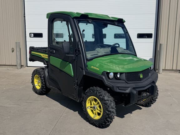Image of John Deere XUV 835R Primary image