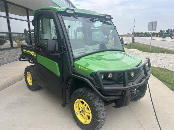 Image of John Deere XUV 835R equipment image 3