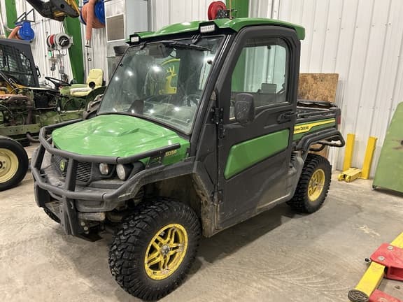 Image of John Deere XUV 835R Primary image