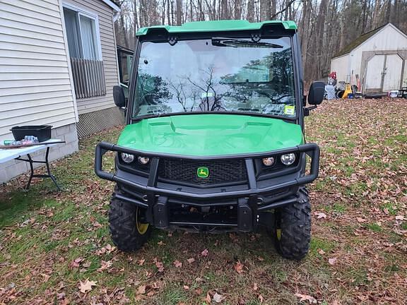 Image of John Deere XUV 835R equipment image 4