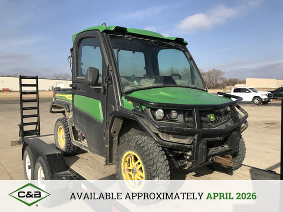 Image of John Deere XUV 835R Primary image