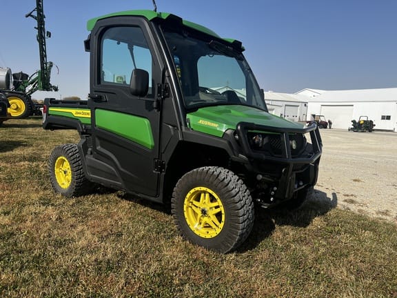 Main image John Deere XUV 835R