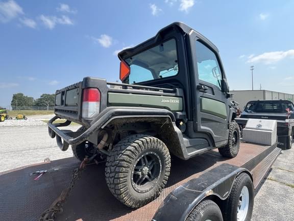 Image of John Deere XUV 835R equipment image 3