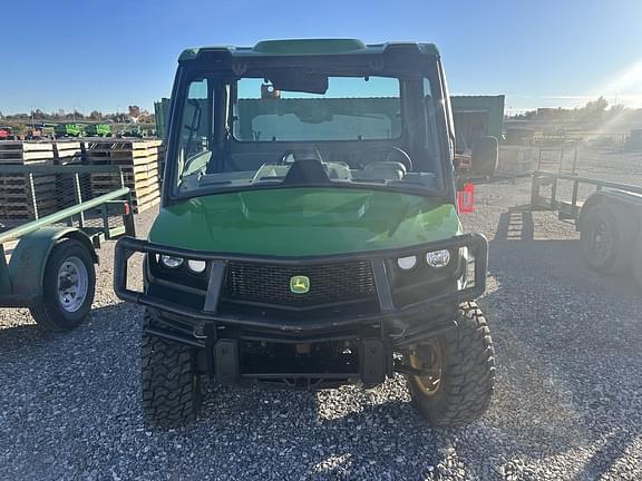 Image of John Deere XUV 835R equipment image 4