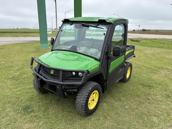 2023 John Deere XUV 835R Equipment Image0