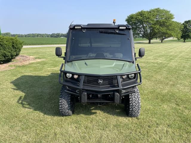 Image of John Deere XUV 835R equipment image 3