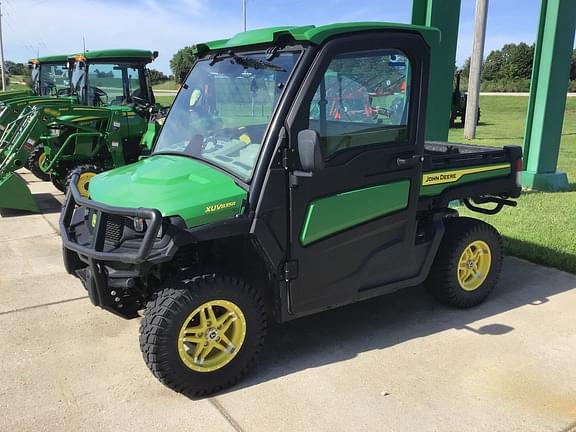 Image of John Deere XUV 835R Primary image