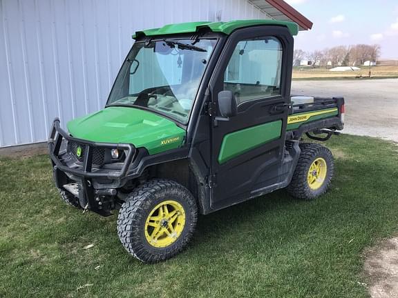 Image of John Deere XUV 835R Primary image