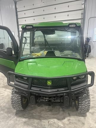 Image of John Deere XUV 835R equipment image 1