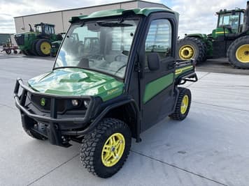 Main image John Deere XUV 835R