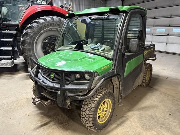 Image of John Deere XUV 835R equipment image 3