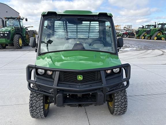 Image of John Deere XUV 835R equipment image 1