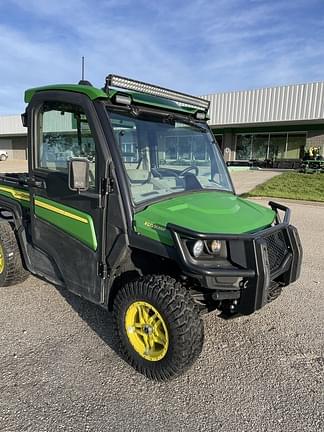 Image of John Deere XUV 835R equipment image 3