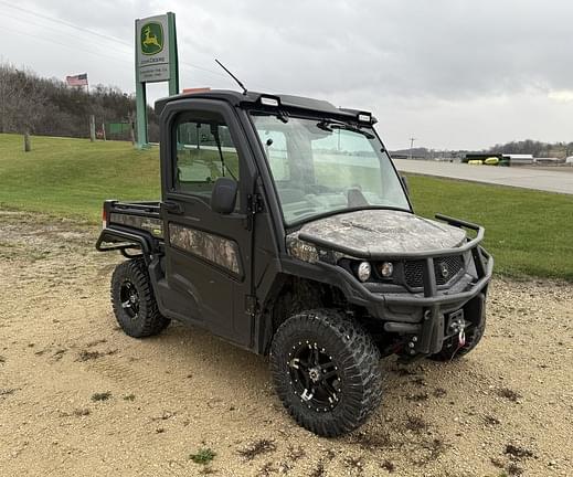 Image of John Deere XUV 835R Primary image