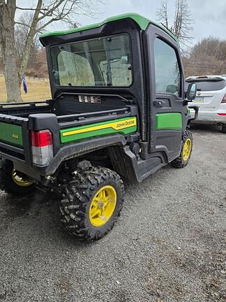 Image of John Deere XUV 835R equipment image 2