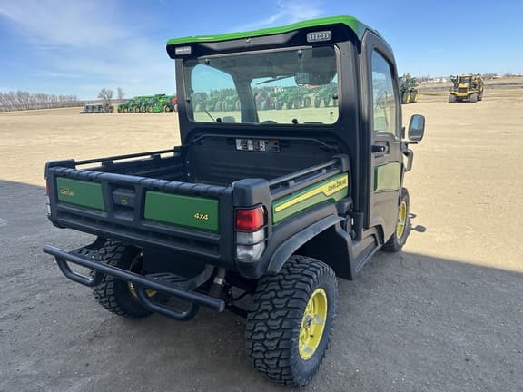 Image of John Deere XUV 835R equipment image 2