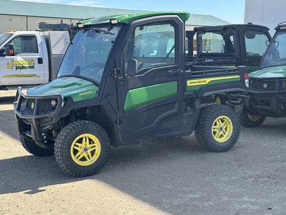 2023 John Deere XUV 835R Equipment Image0