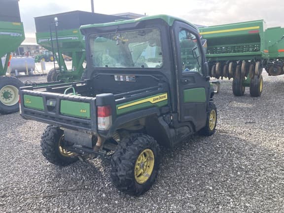 Image of John Deere XUV 835R equipment image 4