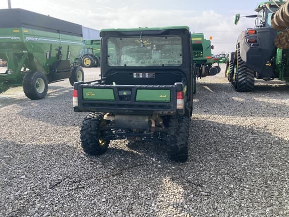 Image of John Deere XUV 835R equipment image 3