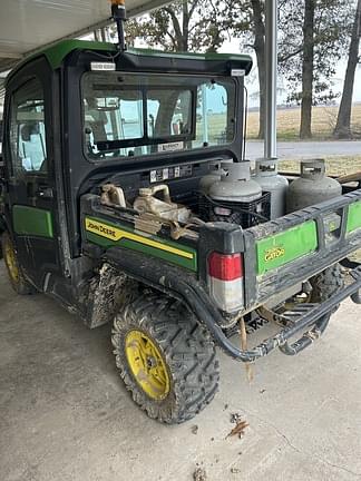 Image of John Deere XUV 835R equipment image 3