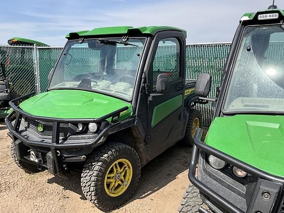 Image of John Deere XUV 835R equipment image 2