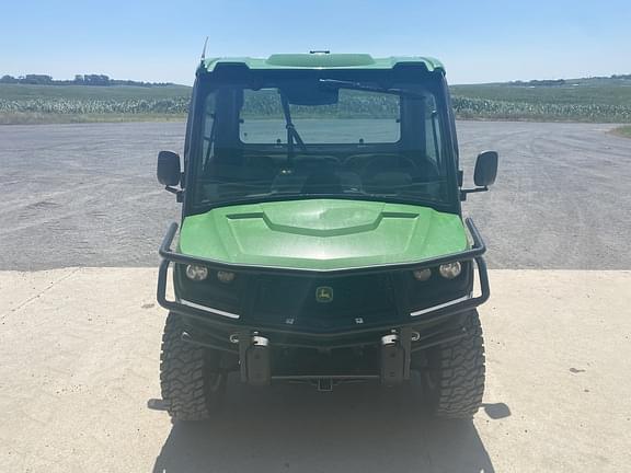 Image of John Deere XUV 835R equipment image 1