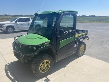 Main image John Deere XUV 835R