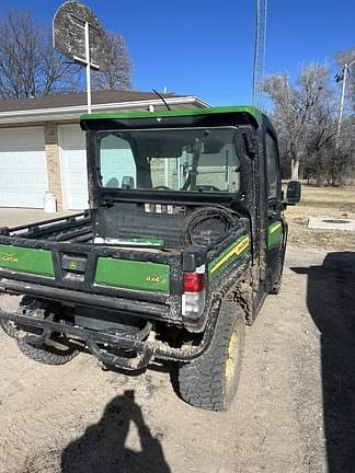 Image of John Deere XUV 835R equipment image 3