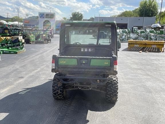 Image of John Deere XUV 835R equipment image 3