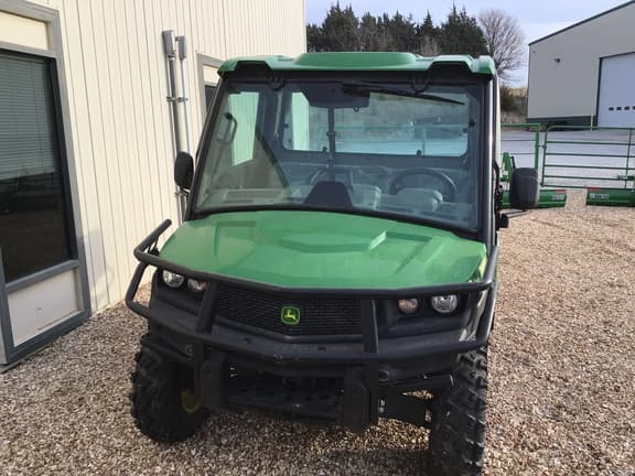 Image of John Deere XUV 835R equipment image 2