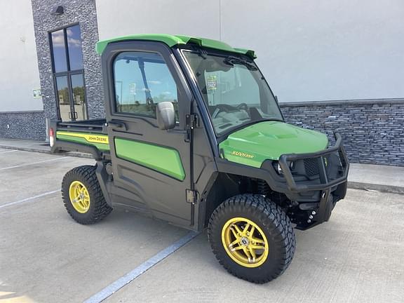 Image of John Deere XUV 835R Primary image