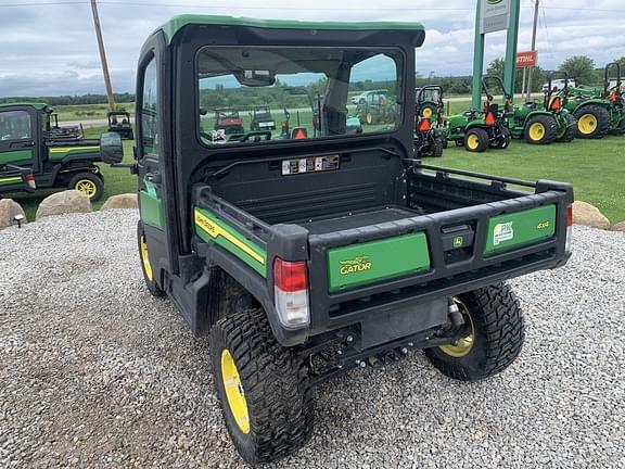 Image of John Deere XUV 835R equipment image 2
