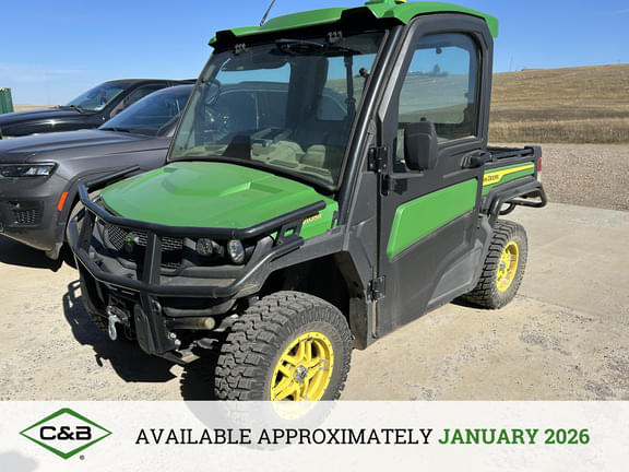 Image of John Deere XUV 835R Primary image