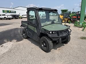 2023 John Deere XUV 835R Image