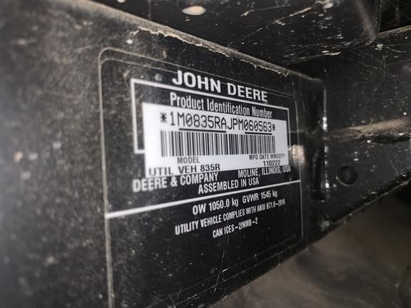 Image of John Deere XUV 835R equipment image 2
