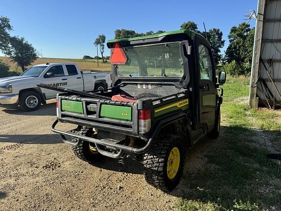 Image of John Deere XUV 835R equipment image 4