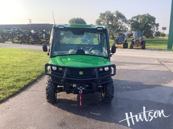 Image of John Deere XUV 835R equipment image 2
