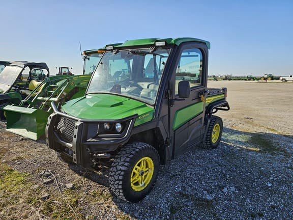 Main image John Deere XUV 835R