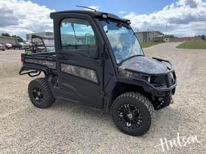 2023 John Deere XUV 835R Image