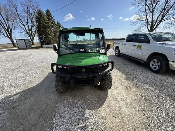 Image of John Deere XUV 835R equipment image 2