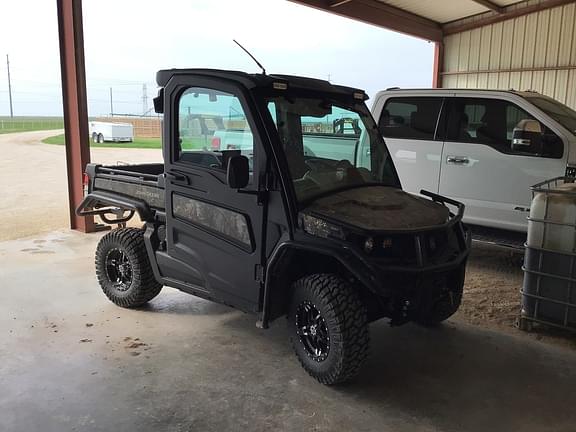 Image of John Deere XUV 835R equipment image 2