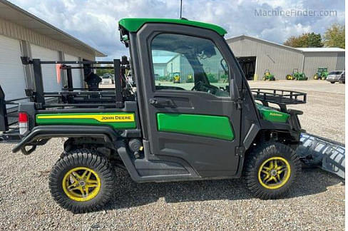 Image of John Deere XUV 835R Image 0