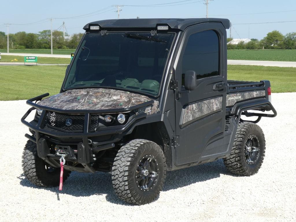 Image of John Deere XUV 835R Primary image